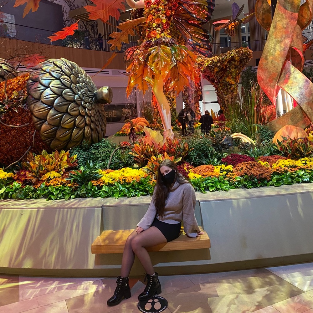 Meet your Posher, Sara